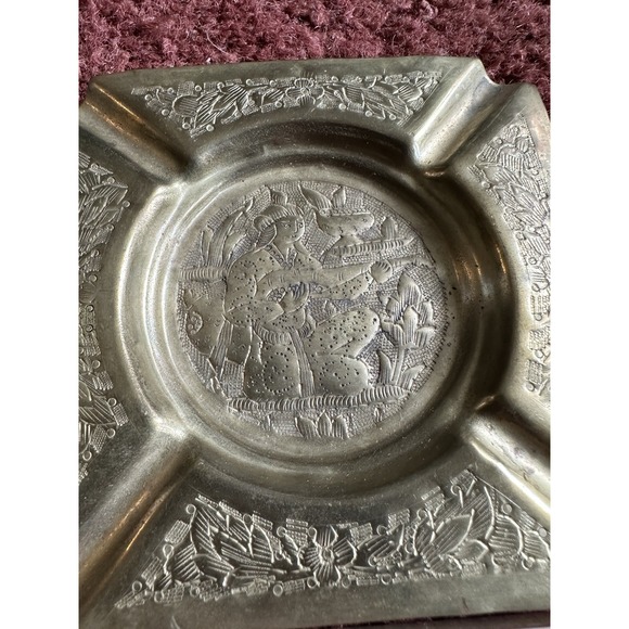 Vintage Gold Color Brass Ashtray Ornate‎ Floral Decorative Boho - Picture 4 of 6